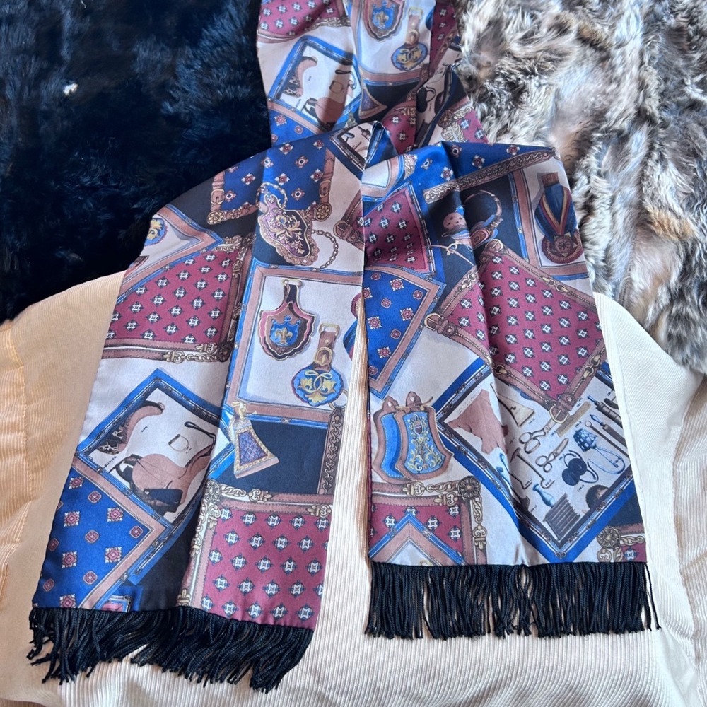 Vintage Scarf Equestrian Heraldic Print  Navy‎ Burgundy Silk  Fringed Mens Thin